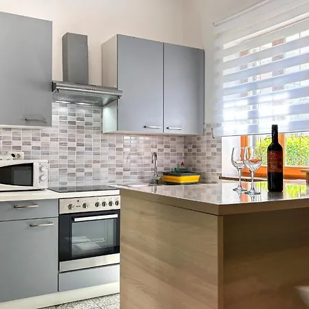 Lejlighed 2 Bedroom Cozy In *